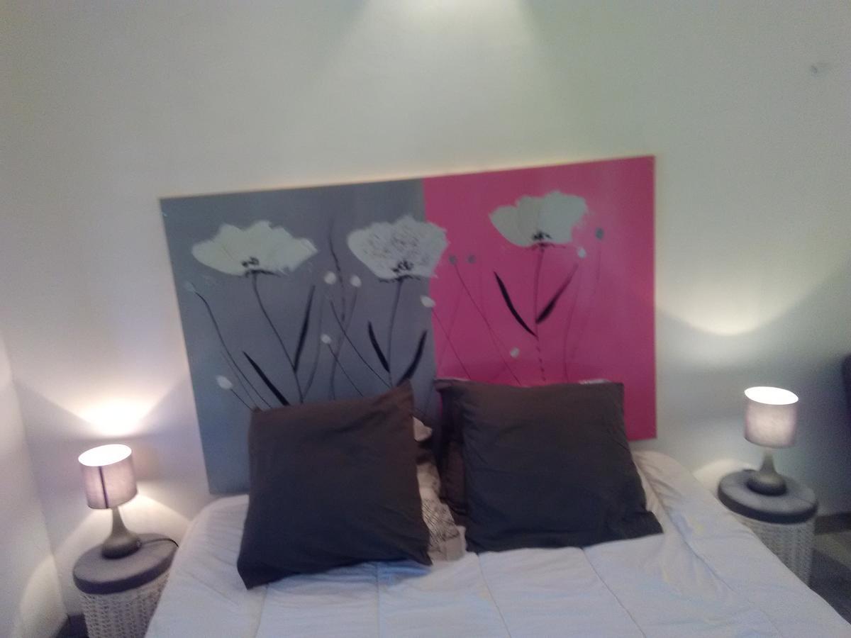 Chambre D'Hotes Les Macarons De Tata Sainte-Eulalie  Экстерьер фото