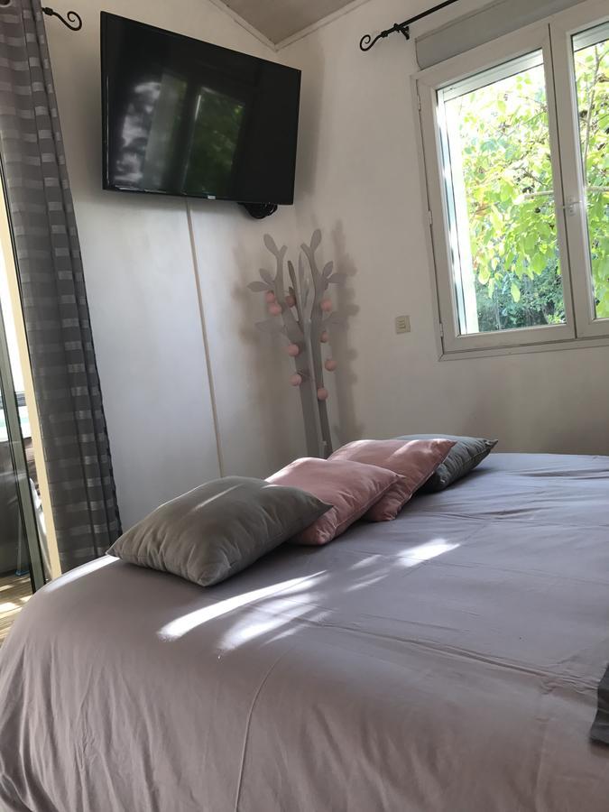 Chambre D'Hotes Les Macarons De Tata Sainte-Eulalie  Экстерьер фото