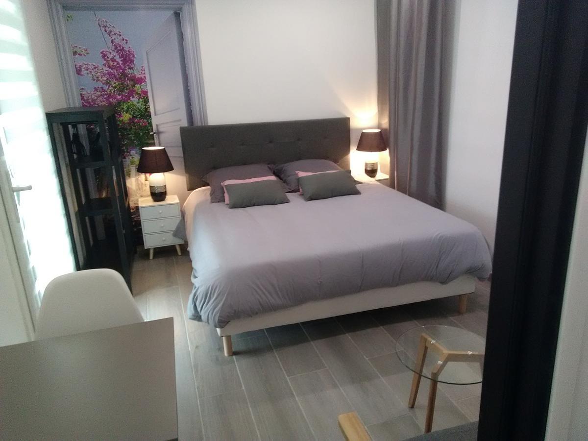 Chambre D'Hotes Les Macarons De Tata Sainte-Eulalie  Экстерьер фото